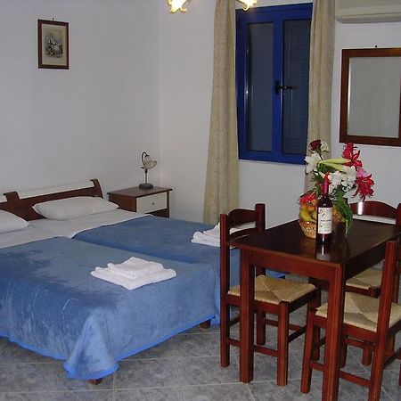 אגיה פוטיה Stefanos Apartments מראה חיצוני תמונה
