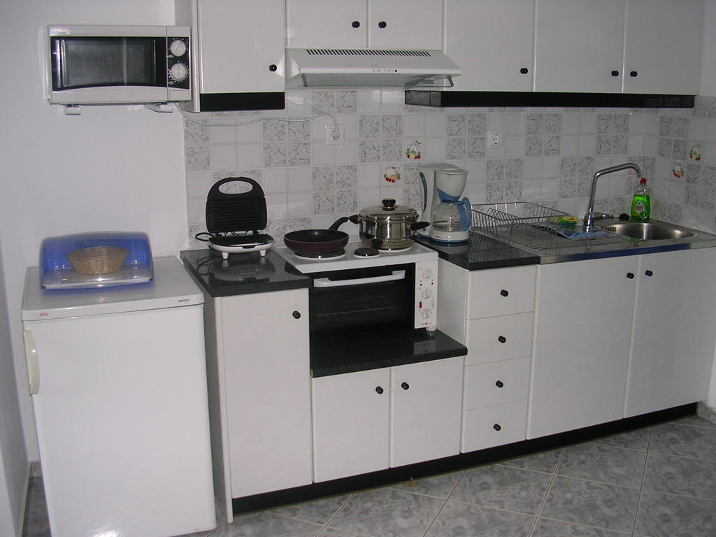 אגיה פוטיה Stefanos Apartments חדר תמונה