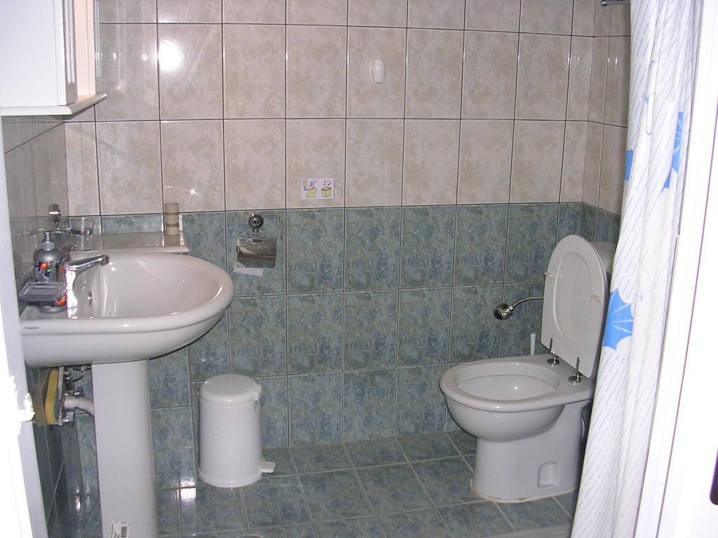 אגיה פוטיה Stefanos Apartments חדר תמונה