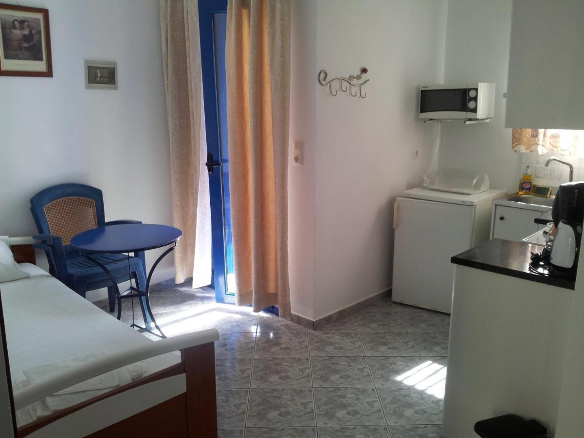 אגיה פוטיה Stefanos Apartments חדר תמונה