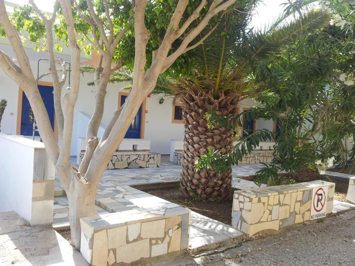 אגיה פוטיה Stefanos Apartments מראה חיצוני תמונה
